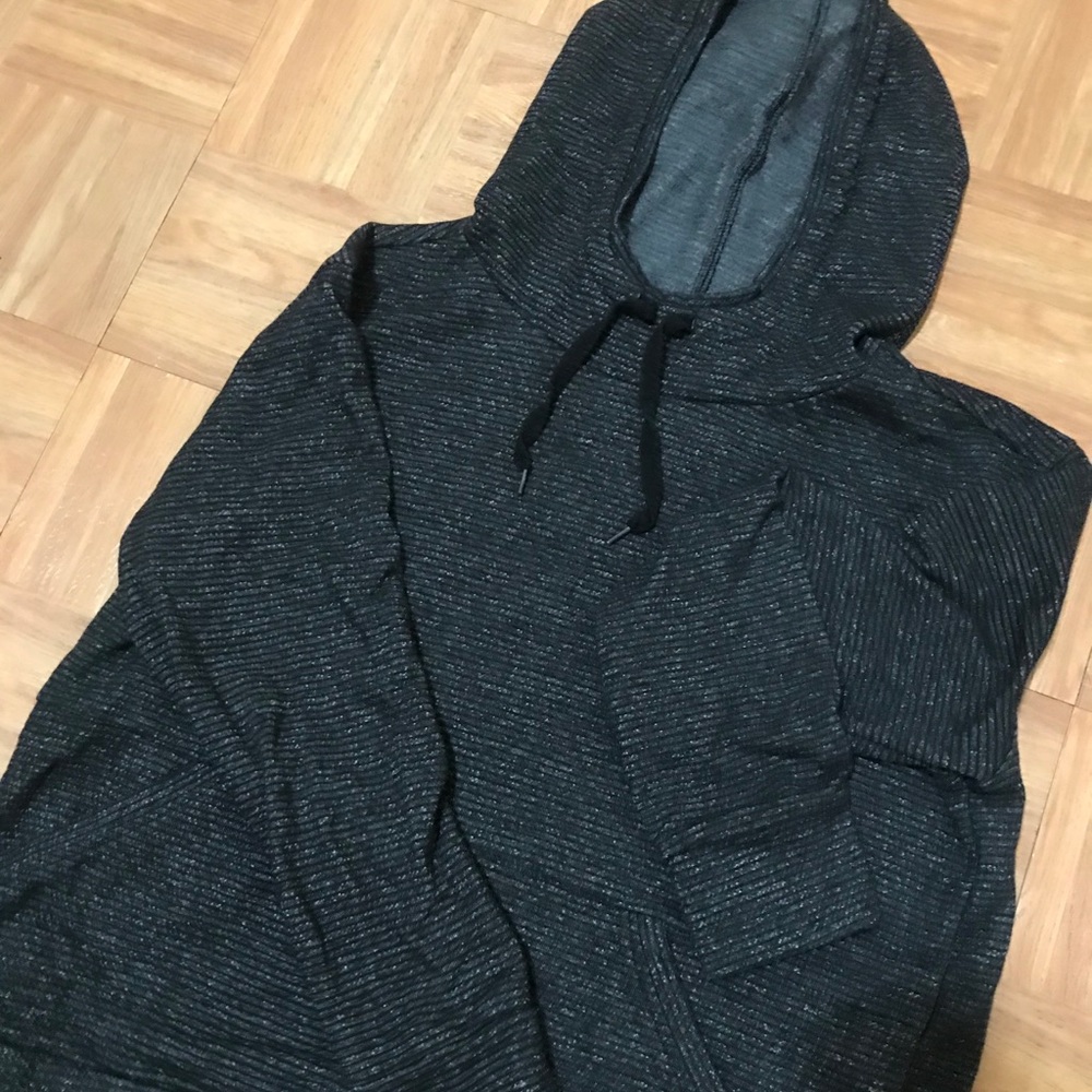 Comfy Champion Large gray hoodie